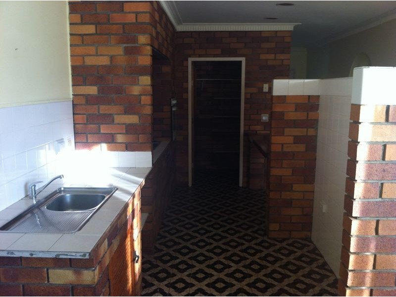 5 Johnson Street, Kallangur QLD 4503