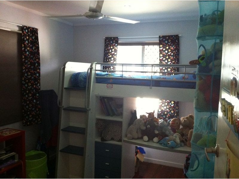 26 Peter Street, Strathpine QLD 4500