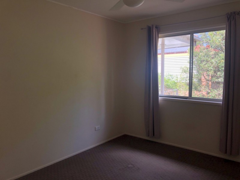 4 Cheltenham Street, Strathpine QLD 4500