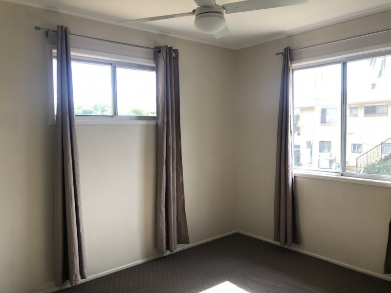 4 Cheltenham Street, Strathpine QLD 4500