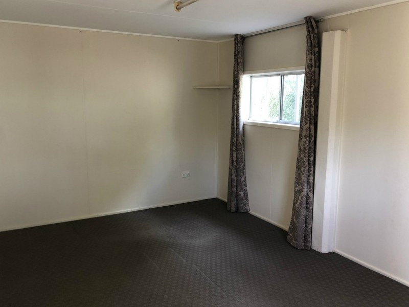 4 Cheltenham Street, Strathpine QLD 4500