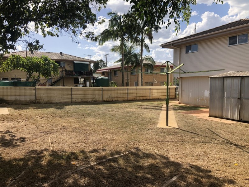 4 Cheltenham Street, Strathpine QLD 4500