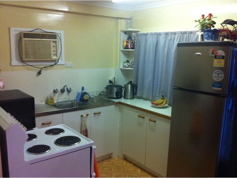 10 Ernie Street, Albany Creek QLD 4035