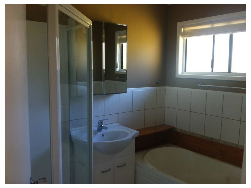 48 Navua Street, Strathpine QLD 4500