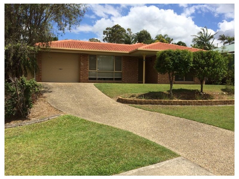 2 Brewster Court, Petrie QLD 4502