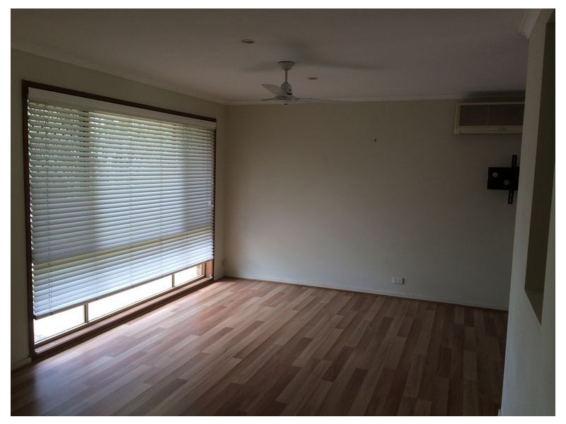 2 Brewster Court, Petrie QLD 4502