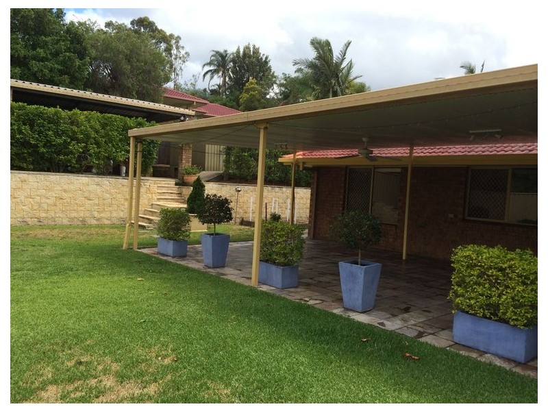 2 Brewster Court, Petrie QLD 4502