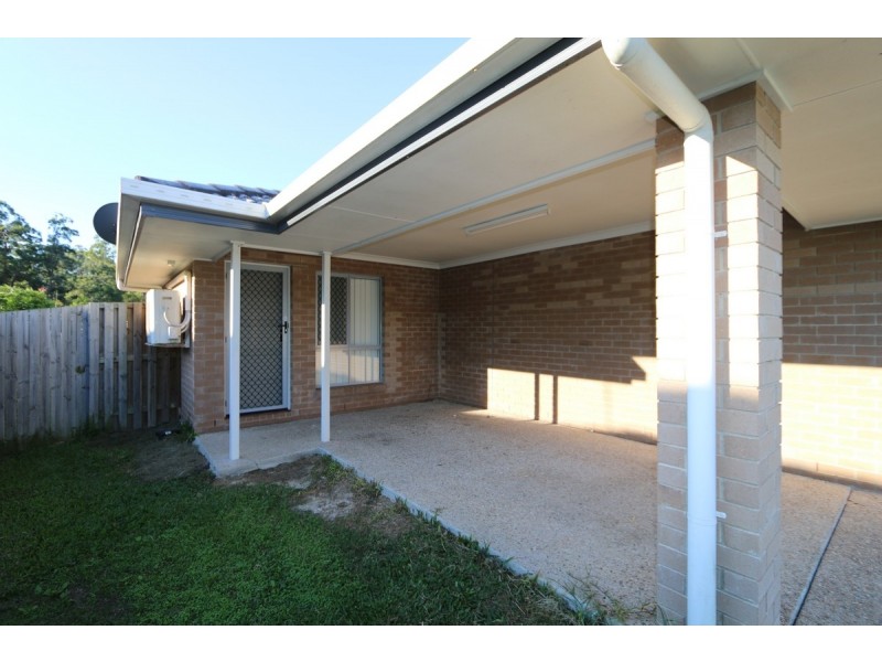 2/11 Charles, Joyner QLD 4500