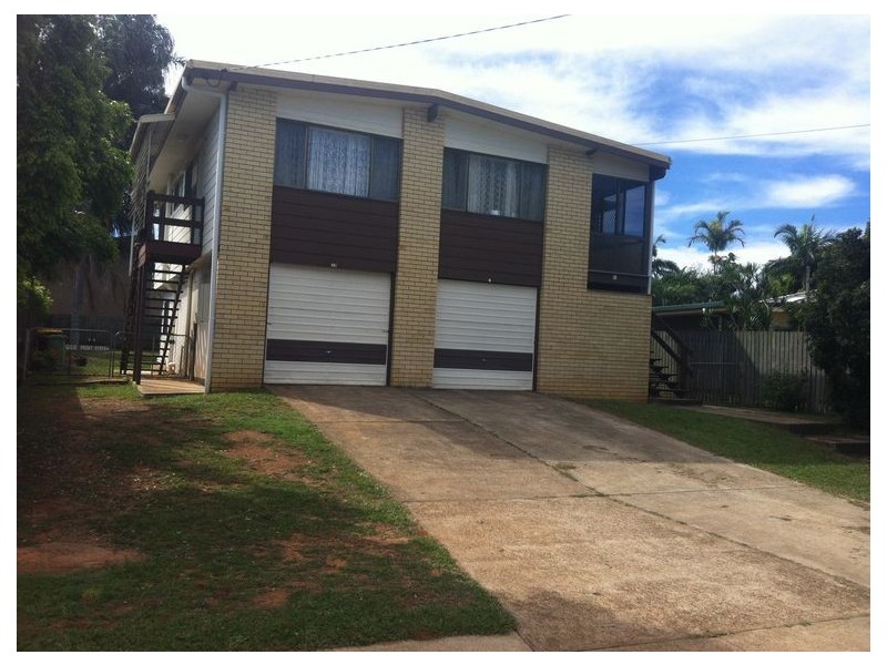 13 Peter St, Strathpine QLD 4500