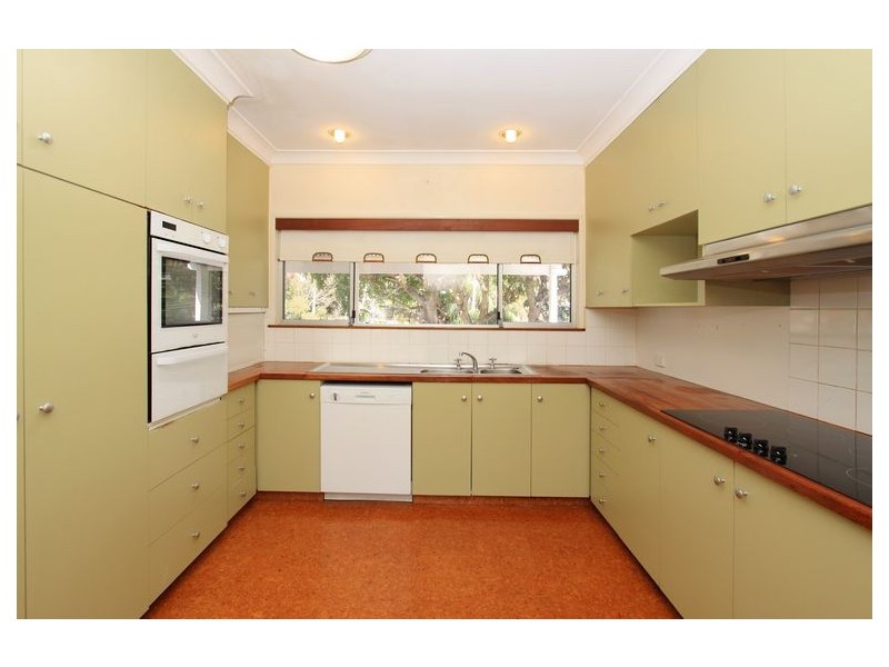 6 Bann Street, Stafford Heights QLD 4053