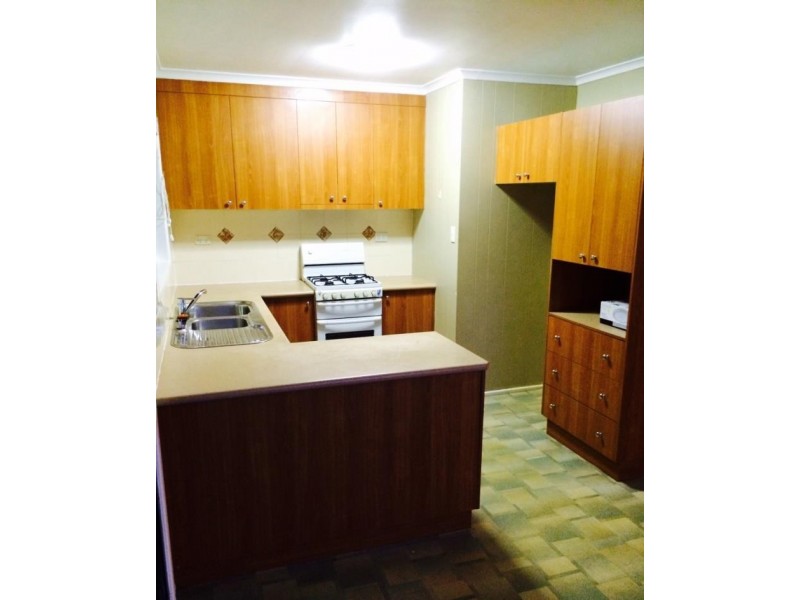 18 Shelley Street, Strathpine QLD 4500