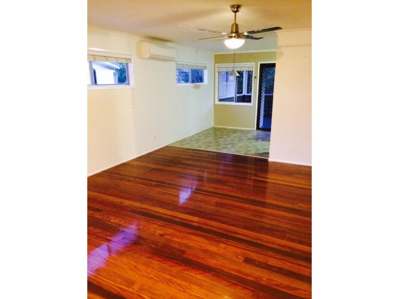 18 Shelley Street, Strathpine QLD 4500