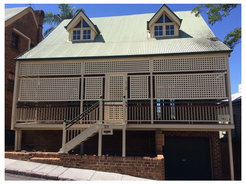 101 Bradley Street, Spring Hill QLD 4000