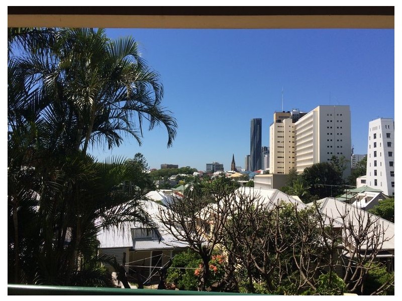 101 Bradley Street, Spring Hill QLD 4000