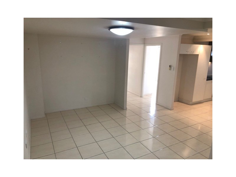 2/505 Gympie Road, Strathpine QLD 4500