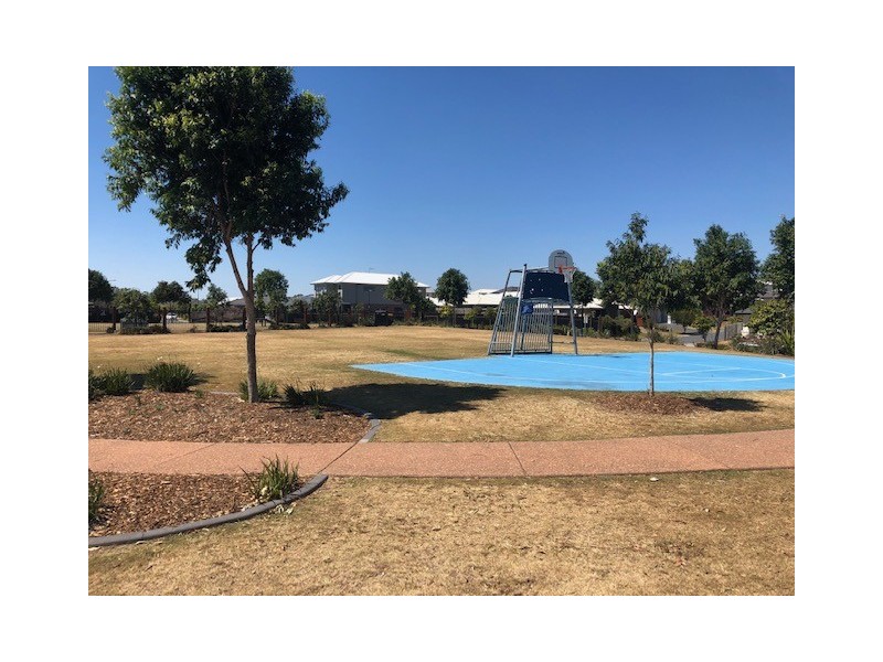 4 Mount View Crescent, Narangba QLD 4504