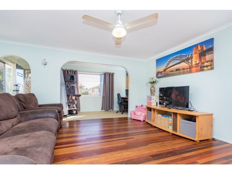 61 Shakespeare Parade, Strathpine QLD 4500