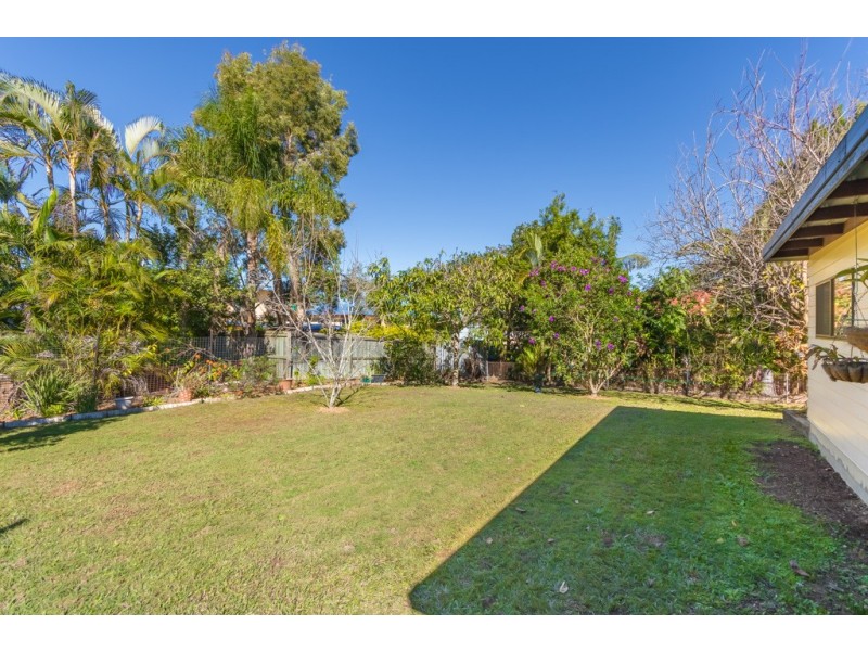 16 Peter Street, Strathpine QLD 4500