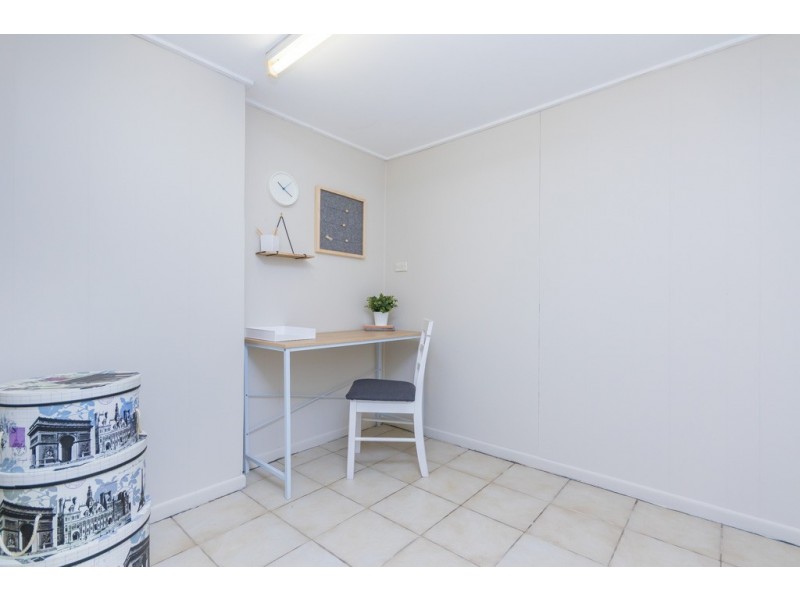 42 Fox Street, Strathpine QLD 4500