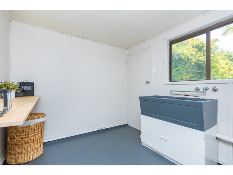 42 Fox Street, Strathpine QLD 4500