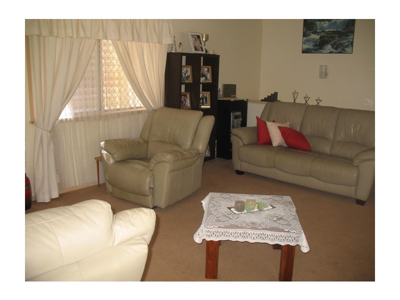 33 Cahill Street, Strathpine QLD 4500