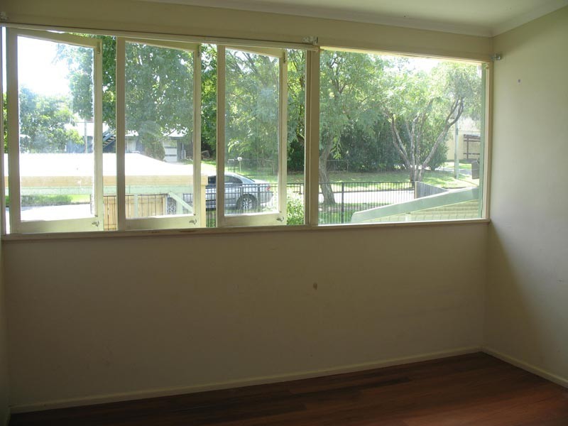 43 Hedge Street, Strathpine QLD 4500