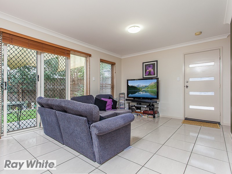 2/3 Patterson Street, Petrie QLD 4502