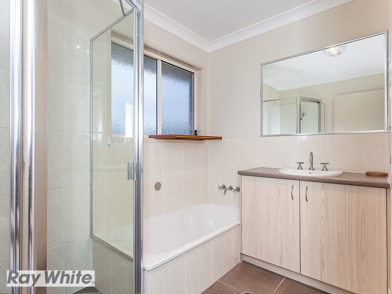 2/3 Patterson Street, Petrie QLD 4502