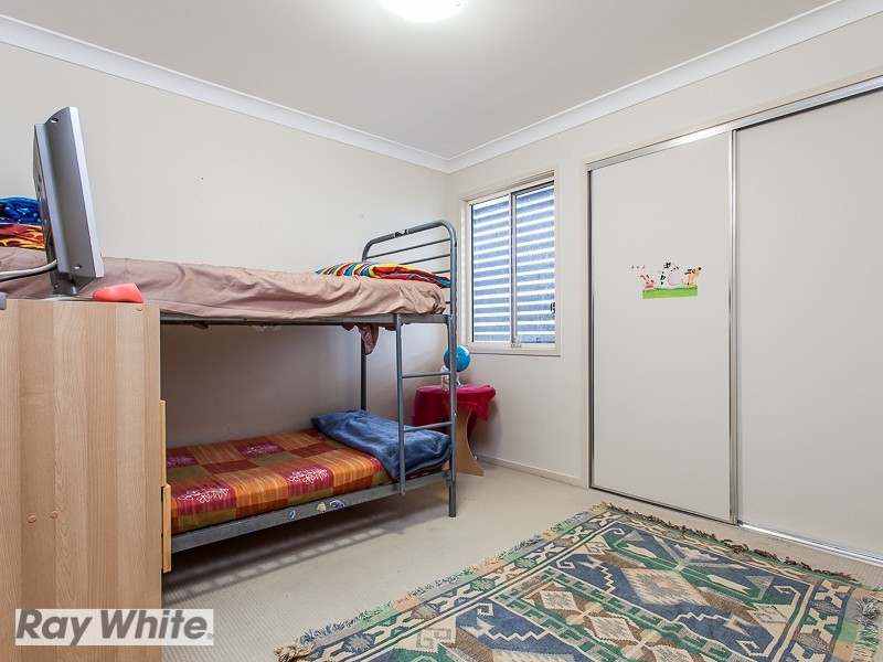 2/3 Patterson Street, Petrie QLD 4502