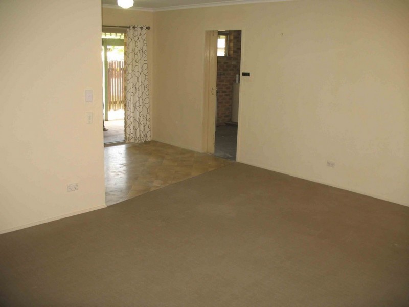 2 Shakespeare Parade, Strathpine QLD 4500