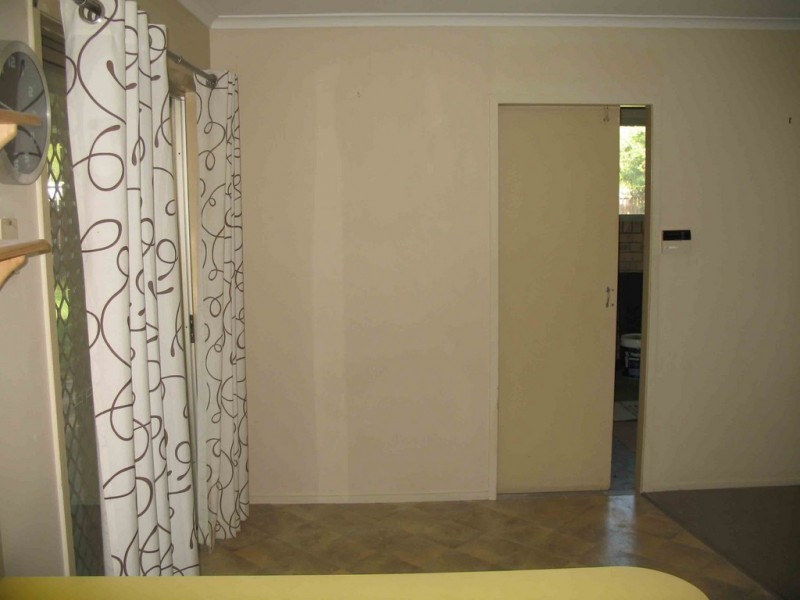 2 Shakespeare Parade, Strathpine QLD 4500