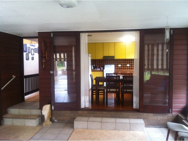 14 Valiant Cres, Strathpine QLD 4500