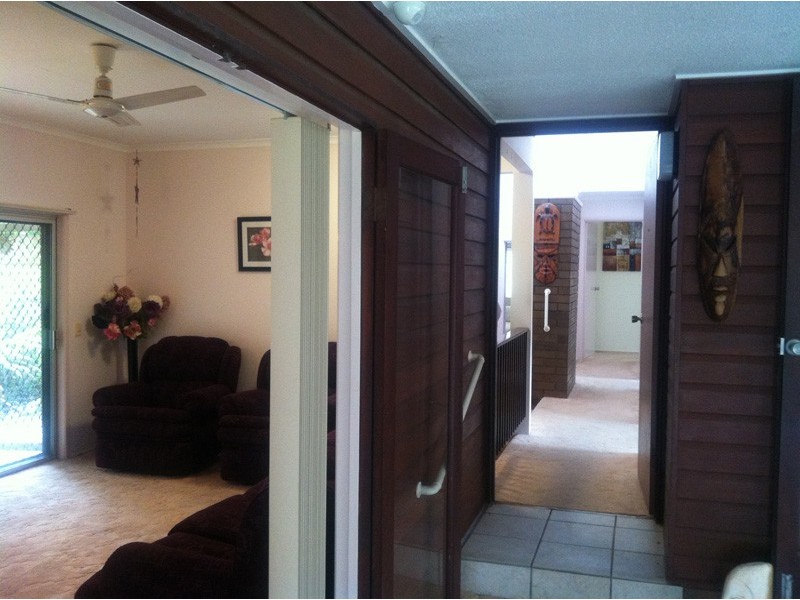 14 Valiant Cres, Strathpine QLD 4500