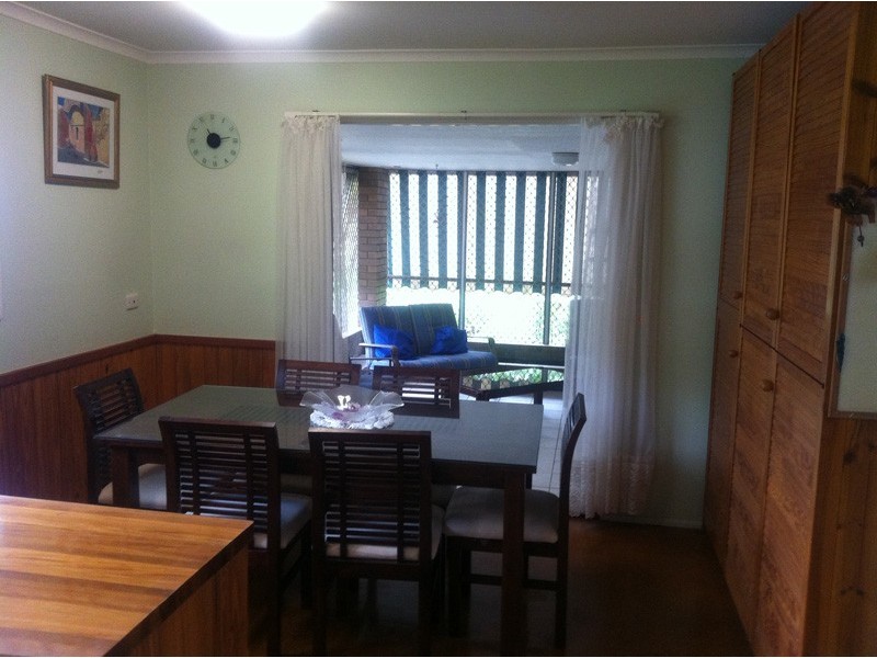 14 Valiant Cres, Strathpine QLD 4500