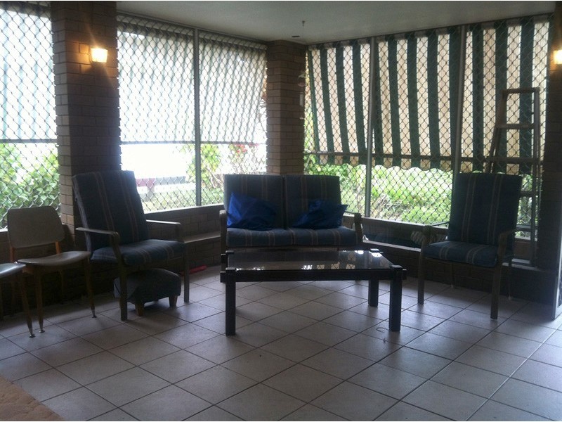 14 Valiant Cres, Strathpine QLD 4500