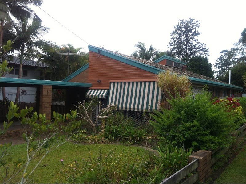 14 Valiant Cres, Strathpine QLD 4500