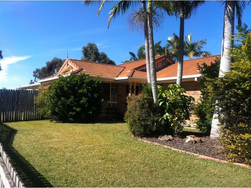 11 Blue Mountain Crescent, Warner QLD 4500