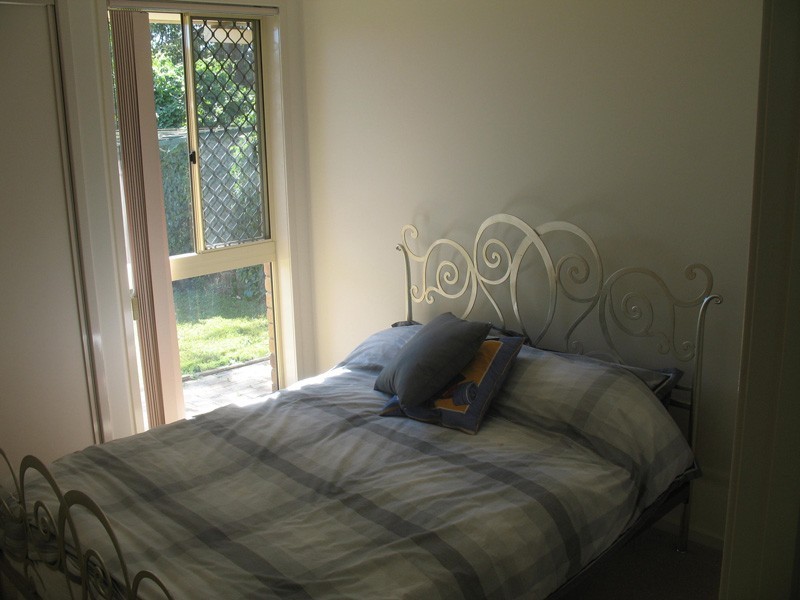 11 Blue Mountain Crescent, Warner QLD 4500