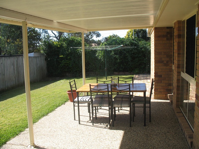 11 Blue Mountain Crescent, Warner QLD 4500