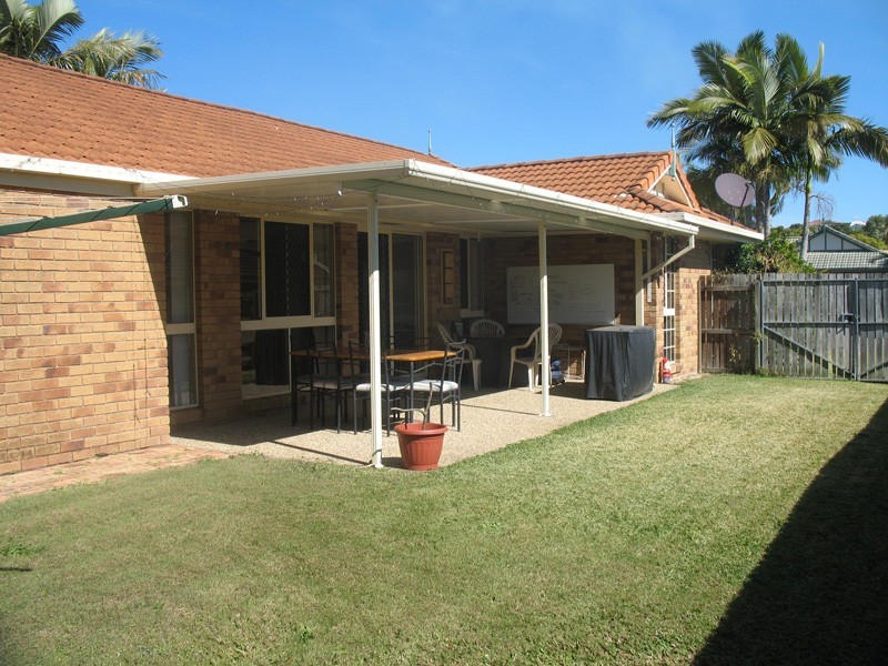 11 Blue Mountain Crescent, Warner QLD 4500
