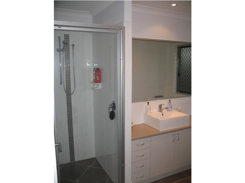 16 Schukow Court, Warner QLD 4500