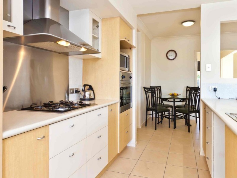 16 Samson Street, North Lakes QLD 4509