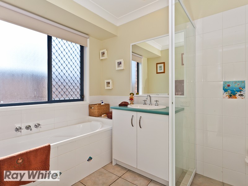 21 Montclare Court, Cashmere QLD 4500