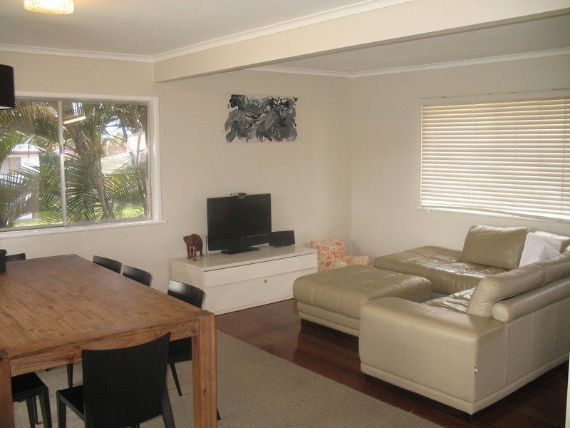 1 Buckingham Street East, Strathpine QLD 4500