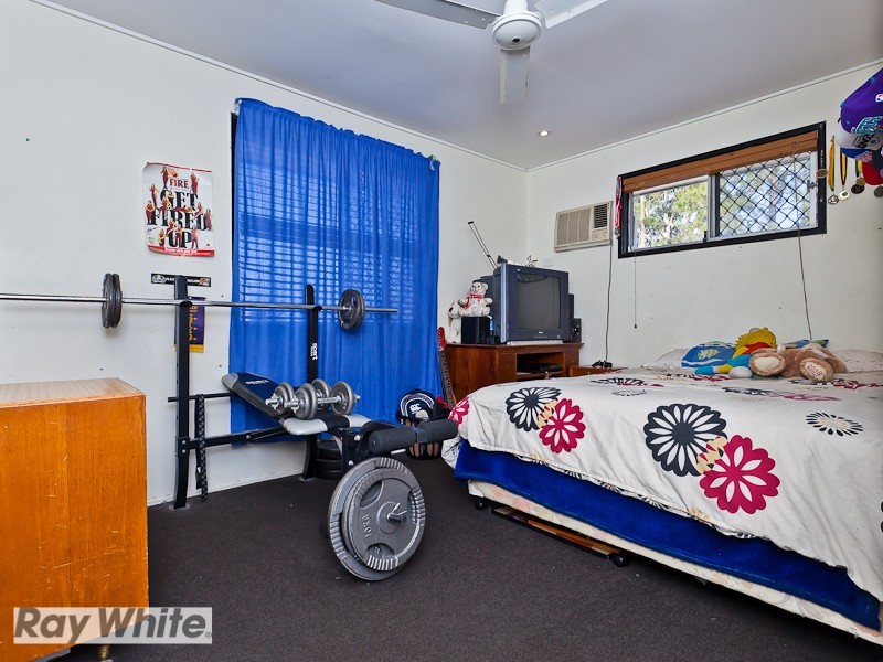 40 Peter Street, Strathpine QLD 4500