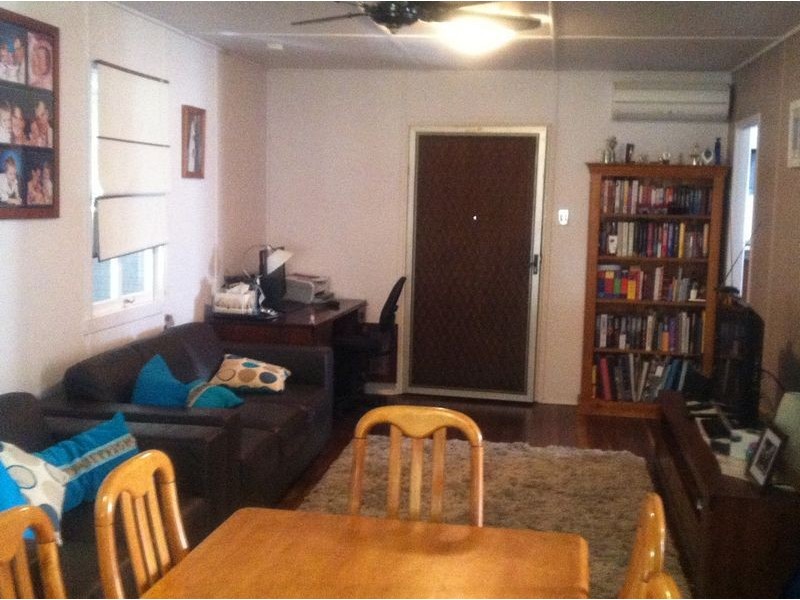 11 Peter Street, Strathpine QLD 4500