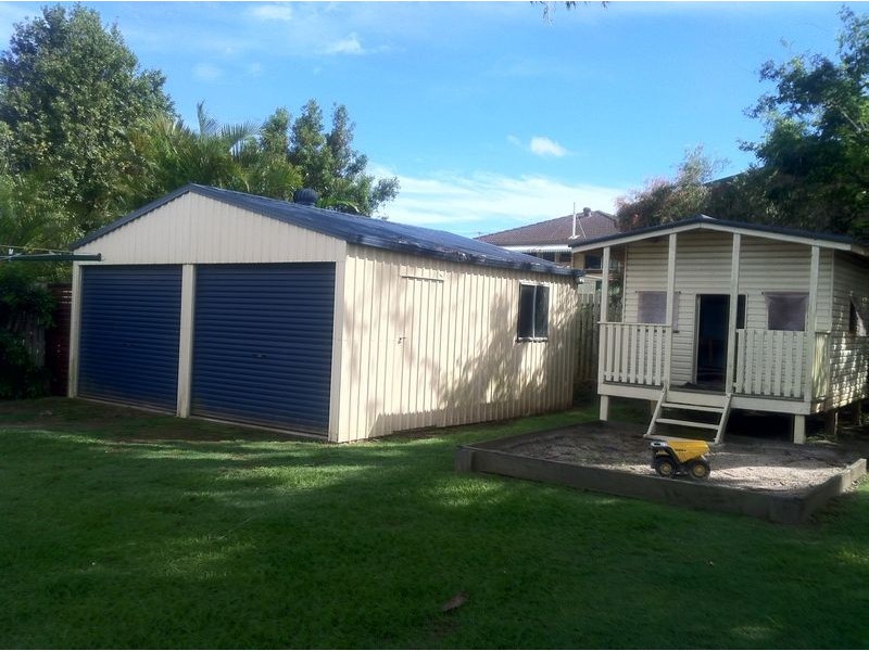 11 Peter Street, Strathpine QLD 4500