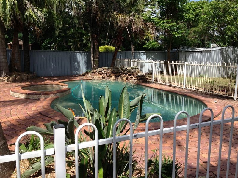 7 Dobson Drive, Strathpine QLD 4500