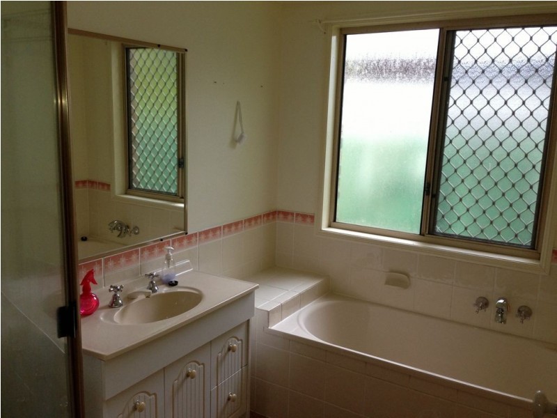33 Dundee Street, Bray Park QLD 4500