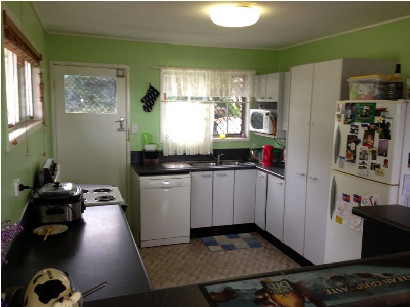 92 Stanley Street, Strathpine QLD 4500